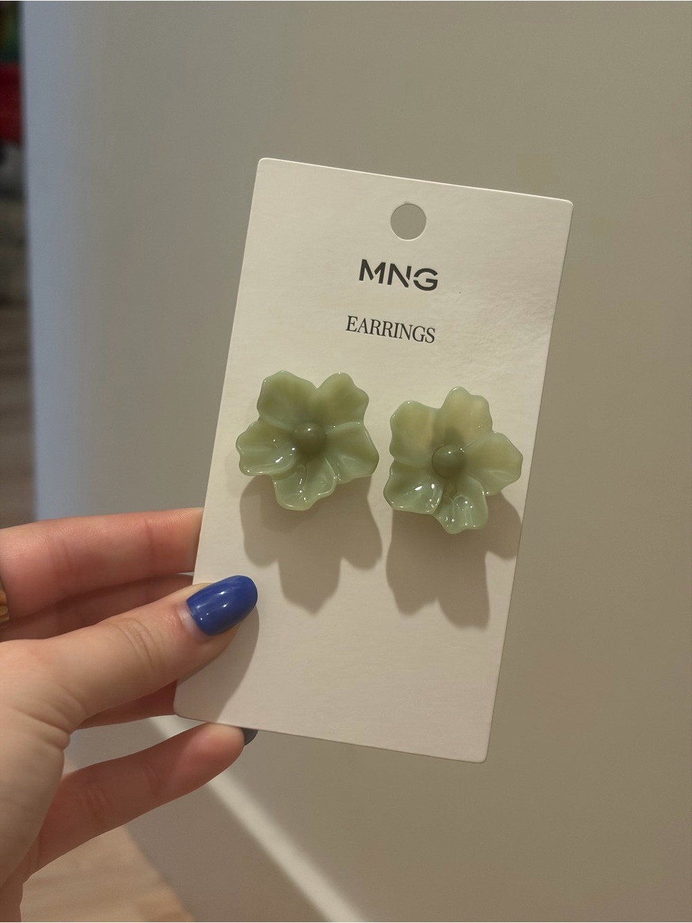 Accessories - Earrings